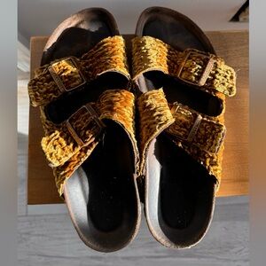 Arizona Velvet Birkenstock 8.5